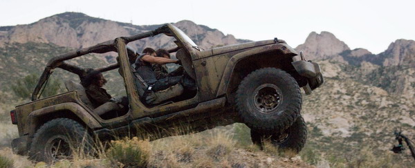 Jeep и Терминатор: несокрушимый всадник на железном коне Jeep и Терминатор: несокрушимый всадник на железном коне